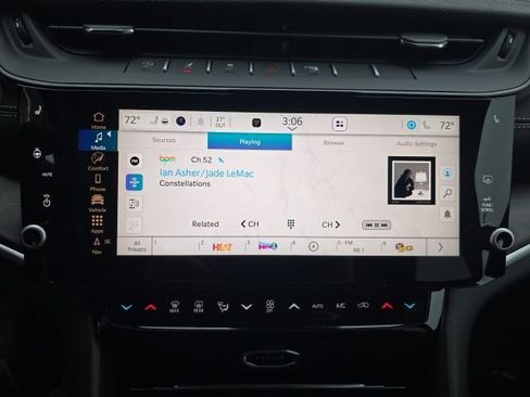 New 2026 Jeep Grand Cherokee Altitude AWD/4WD image 18