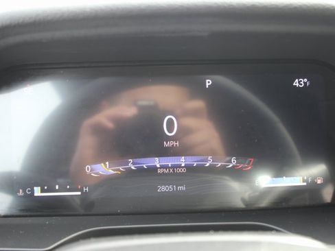 Used 2023 Jeep Grand Cherokee Altitude image 17