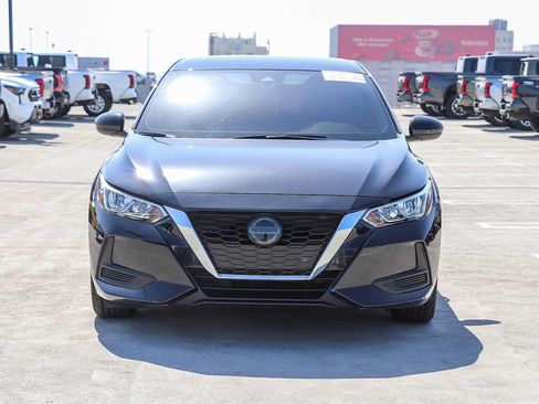 Used 2022 Nissan Sentra SV w/ Trunk Package FWD image 2