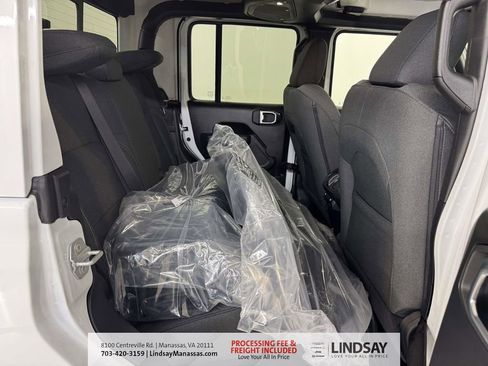 New 2026 Jeep Gladiator Sport image 15