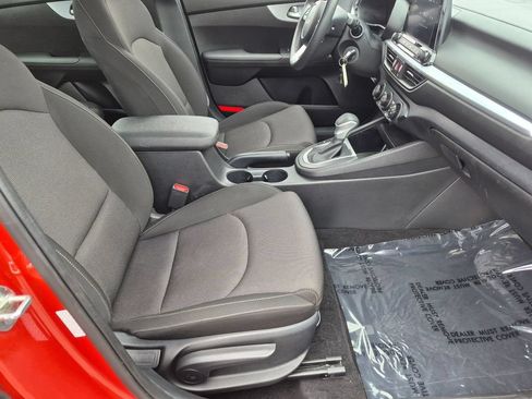 Used 2024 Kia Forte LXS FWD image 57