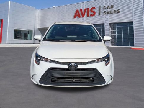 Used 2024 Toyota Corolla LE FWD image 2