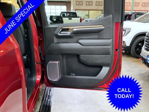 Certified 2023 Chevrolet Silverado 1500 High Country w/ Technology Package AWD/4WD image 17