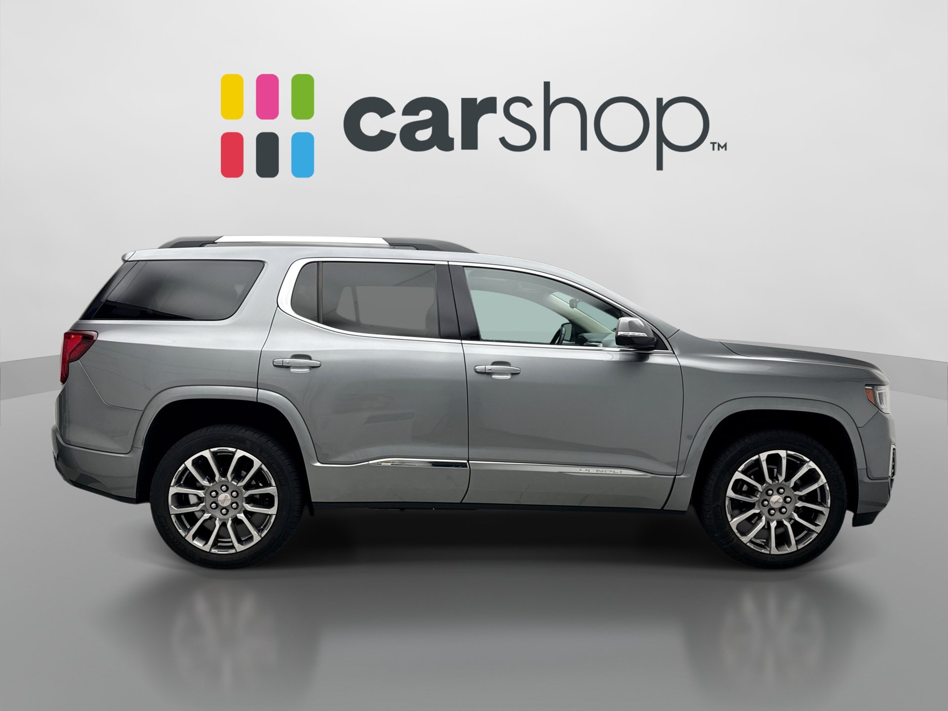 Used 2023 GMC Acadia Denali w/ Denali Ultimate Package FWD image 6