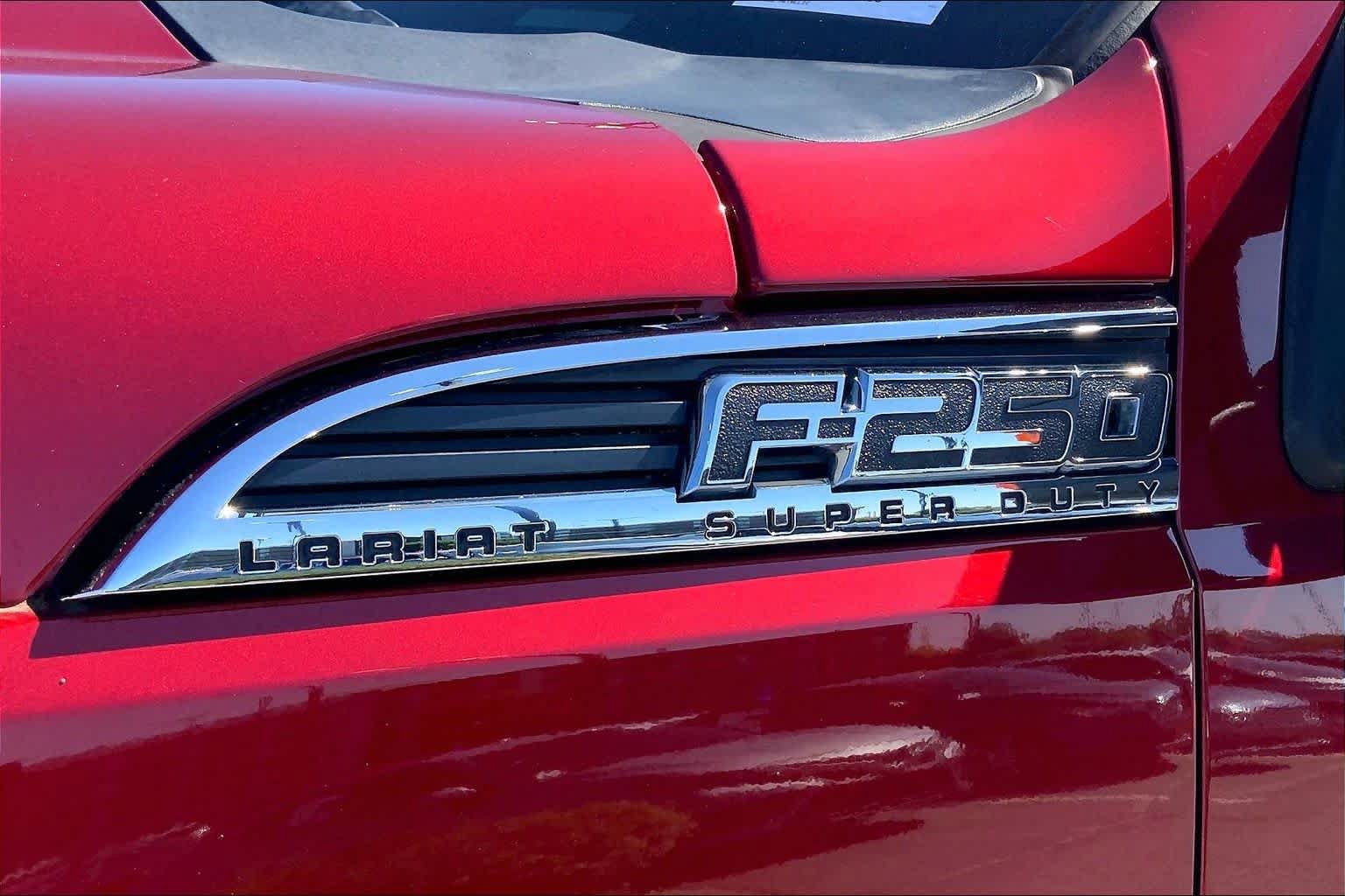 Used 2016 Ford F250 Lariat w/ FX4 Off-Road Package AWD/4WD image 10