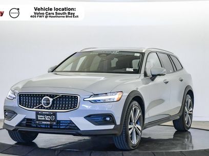 Certified 2025 Volvo V60 B5 Cross Country Plus