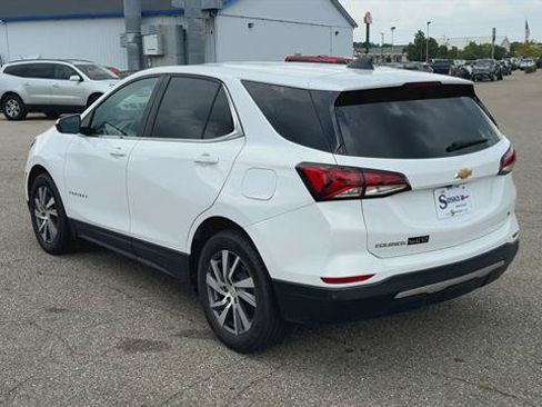 Used 2024 Chevrolet Equinox LT FWD image 6