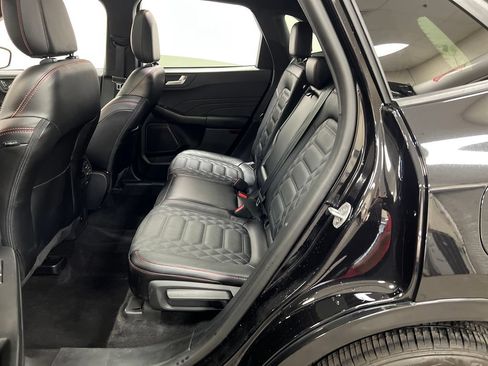 Used 2024 Ford Escape ST-Line Elite w/ Premium Technology Package AWD/4WD image 27