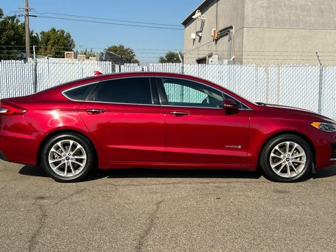 Used 2019 Ford Fusion SEL FWD image 6