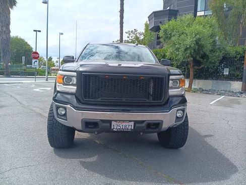 Used 2015 GMC Sierra 1500 SLE w/ SLE Value Package RWD image 2