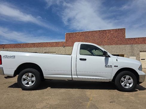 Used 2017 RAM 1500 Tradesman w/ Power & Remote Entry Group AWD/4WD image 17