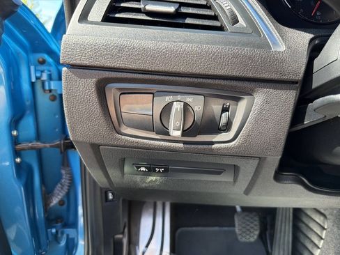 Used 2018 BMW M2 RWD image 37