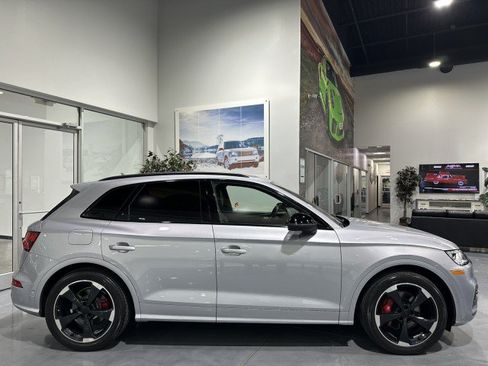 Used 2019 Audi SQ5 Prestige w/ Prestige Package AWD/4WD image 26