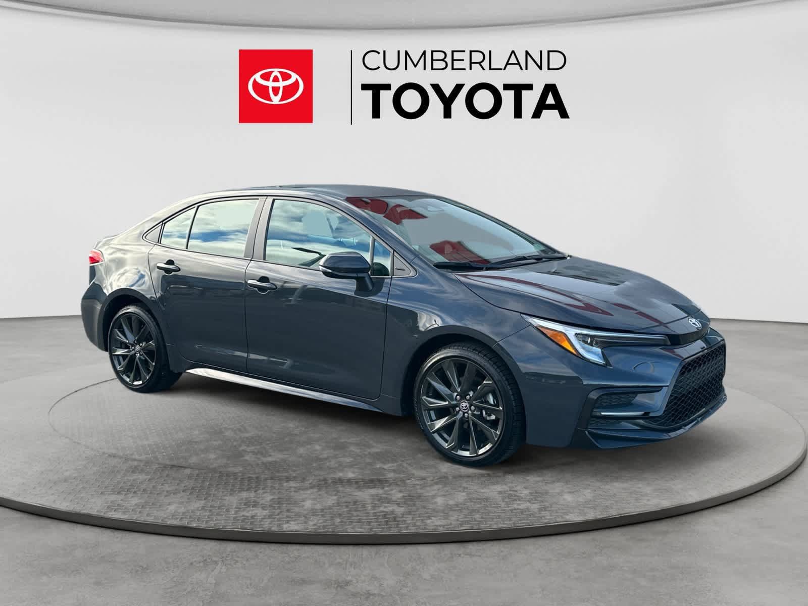 Used 2025 Toyota Corolla SE w/ Convenience Package FWD image 7
