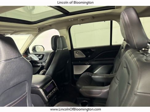 Certified 2022 Lincoln Aviator Reserve w/ Equipment Group 201A AWD/4WD image 36