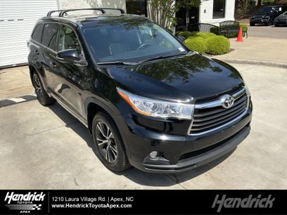 Used 2016 Toyota Highlander XLE