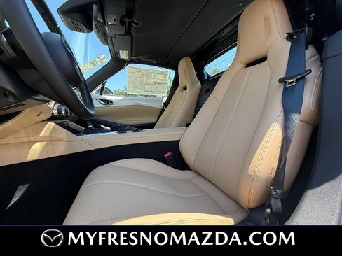 New 2026 MAZDA MX-5 Miata RF Grand Touring w/ Weather Package RWD image 34