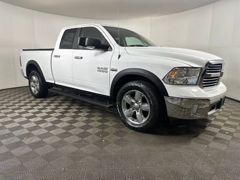 Used 2017 RAM 1500 Big Horn image 2