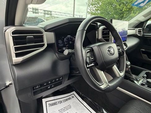Used 2024 Toyota Tundra Limited AWD/4WD image 36