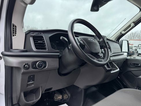 Used 2021 Ford Transit 250 148 High Roof Extended image 14