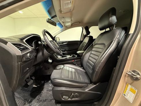 Used 2017 Ford Edge SEL w/ Equipment Group 201A AWD/4WD image 13