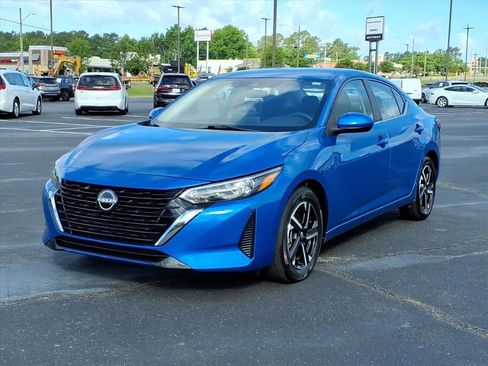 Used 2025 Nissan Sentra SV FWD image 1