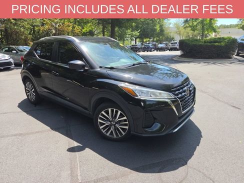 Used 2021 Nissan Kicks SV FWD image 11