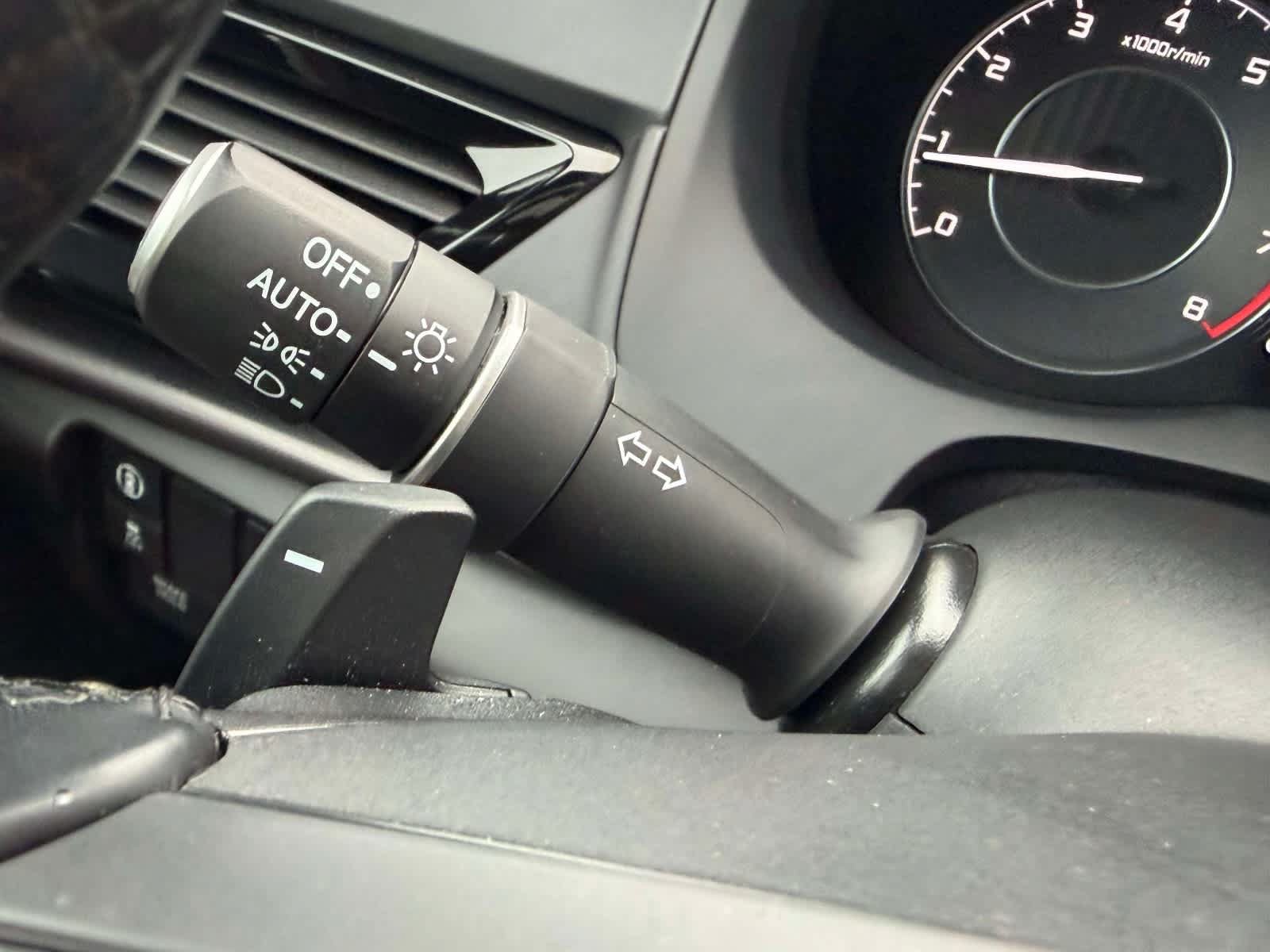 Used 2025 Acura RDX SH-AWD image 31
