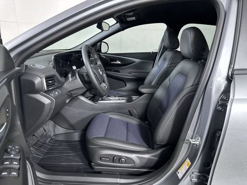 New 2026 Buick Envista Sport Touring w/ Convenience I Package FWD image 21