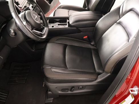 Used 2023 Nissan Pathfinder SL w/ SL Premium Package FWD image 12