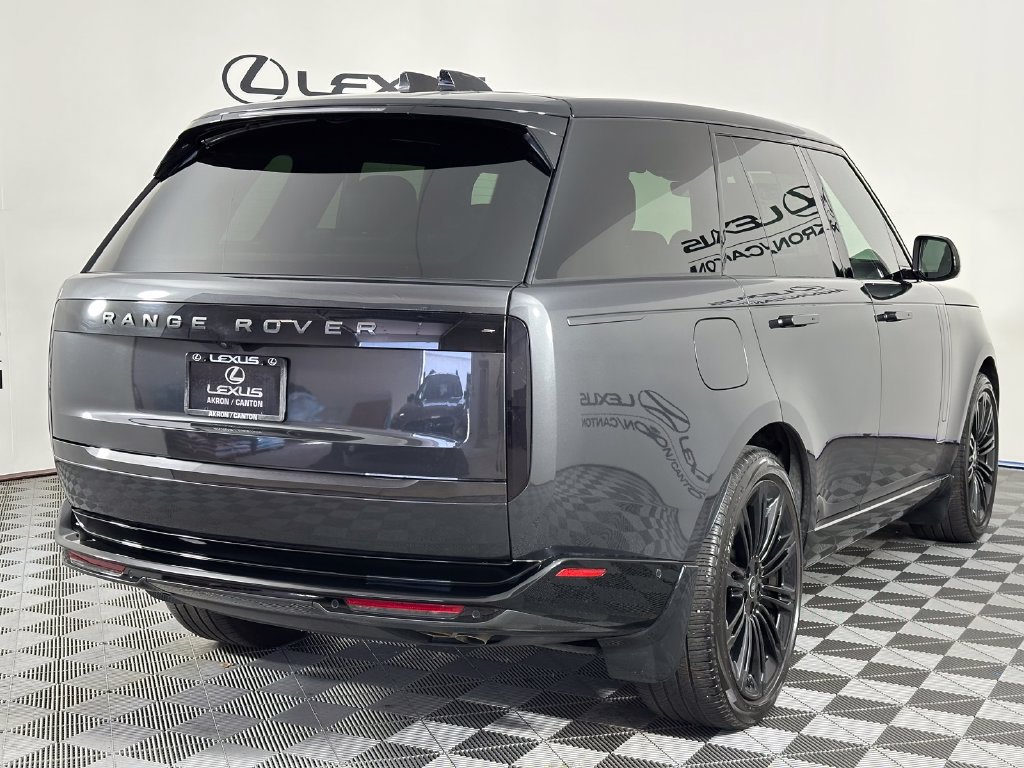 Used 2024 Land Rover Range Rover SE AWD/4WD image 7