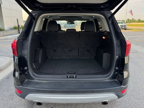 Certified 2019 Ford Escape SEL AWD/4WD image 38