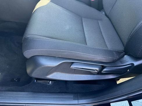 Certified 2025 Honda CR-V LX image 11