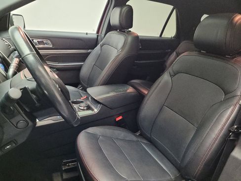 Used 2017 Ford Explorer Sport w/ Equipment Group 401A AWD/4WD image 17