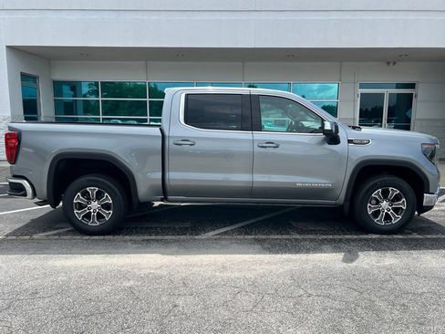 New 2026 GMC Sierra 1500 SLE w/ Preferred Package RWD image 3