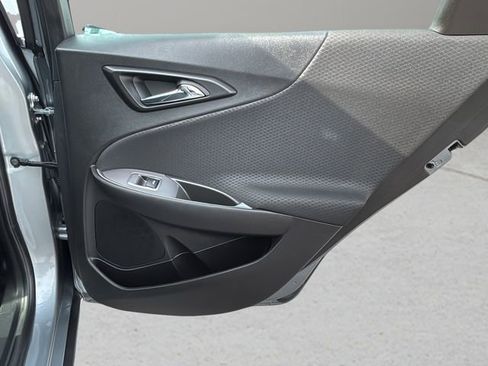 Used 2025 Chevrolet Malibu LT FWD image 12
