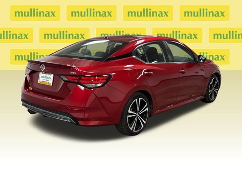 Used 2022 Nissan Sentra SR w/ Electronics Package FWD image 18