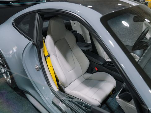 Used 2023 Porsche 911 GT3 image 30