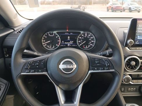 Used 2024 Nissan Sentra SV image 15