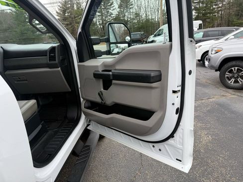 Used 2017 Ford F350 XL w/ Snow Plow Prep Package AWD/4WD image 18