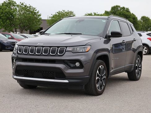 Used 2022 Jeep Compass Limited AWD/4WD image 6