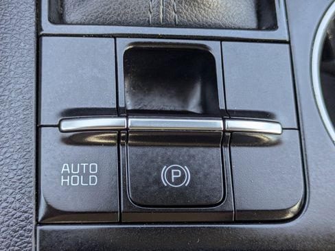 Used 2022 Kia K5 LXS image 24