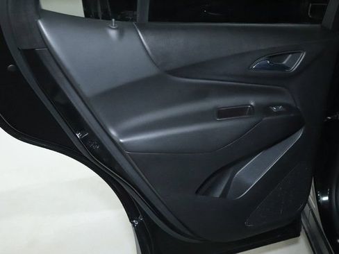 Used 2019 Chevrolet Equinox LT w/ Driver Convenience Package FWD image 13