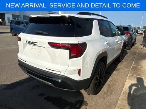 Used 2026 GMC Terrain Elevation w/ Black Edition AWD/4WD image 8