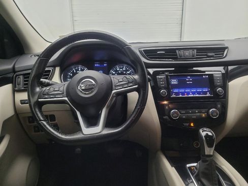 Used 2020 Nissan Rogue Sport SV w/ All-Weather Package FWD image 22