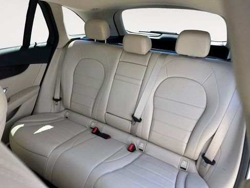 Used 2022 Mercedes-Benz GLC 300 w/ Premium Package Lite image 13