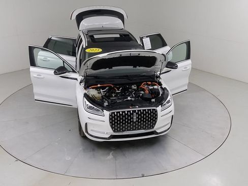 Used 2023 Lincoln Corsair Grand Touring w/ Equipment Group 301A AWD/4WD image 43