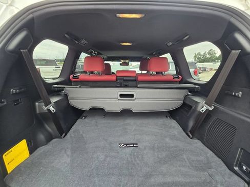 Used 2021 Lexus GX 460 Premium w/ Premium Package AWD/4WD image 11