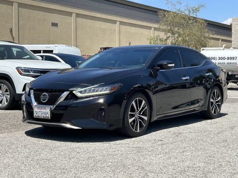 Used 2021 Nissan Maxima 3.5 SV FWD image 2