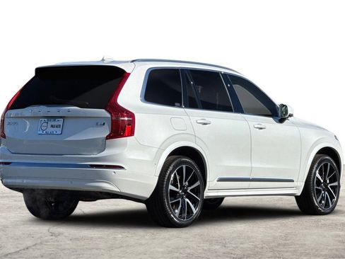 Used 2025 Volvo XC90 B6 Plus w/ Protection Package Premier AWD/4WD image 3